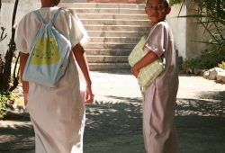 Berbagi Kisah : Belajar Sholat Untuk Anak Sejak Dini Berbagi Kisah : Belajar Sholat Untuk Anak Sejak Dini