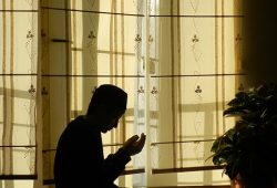 Kumpulan Doa Pilihan Sehari-Hari Dalam Bahasa Arab, Latin Beserta Terjemahannya Kumpulan Doa Pilihan Sehari-Hari Dalam Bahasa Arab, Latin Beserta Terjemahannya